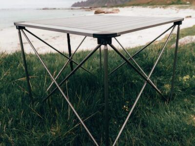 Turbord ved stranda i Lofoten