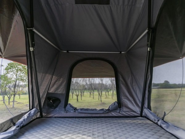 Dovre PRO taktelt med tilhørende under-telt/groundroom – stor inngang og god takhøyde.