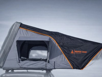 taktelt duk mot uklar bakgrunn